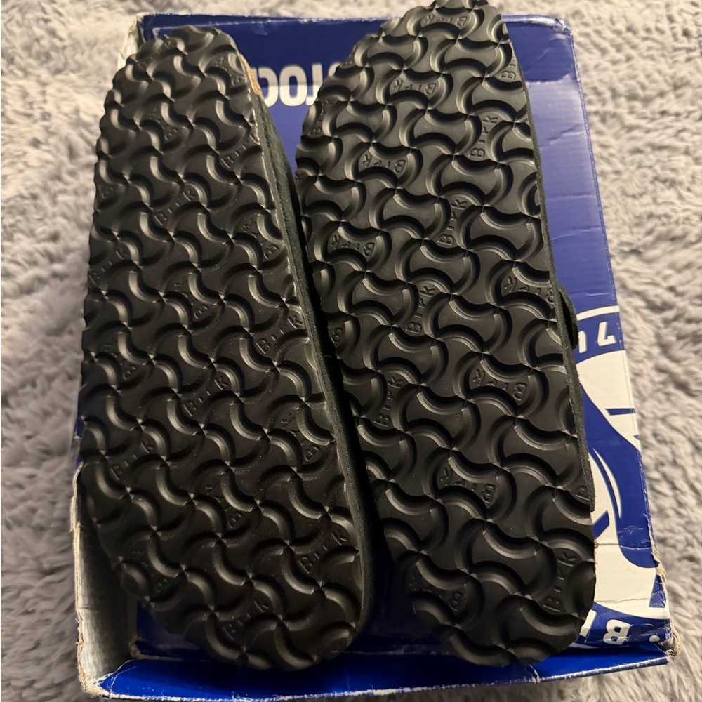 ✨ Birkenstock Boston Soft Footbed Clogs – Black Suede ✨ - Picture 3 of 6